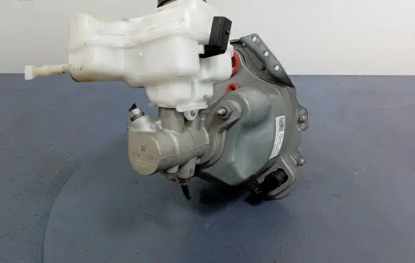Skoda Octavia Mk4 Brake booster 5WB614105AK