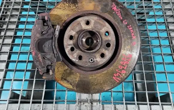Opel Zafira B Front wheel hub spindle knuckle IMPRK1362826