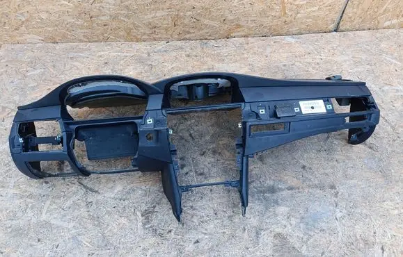 BMW 5 E60 E61 Dashboard 6960816 06B067RB05540
