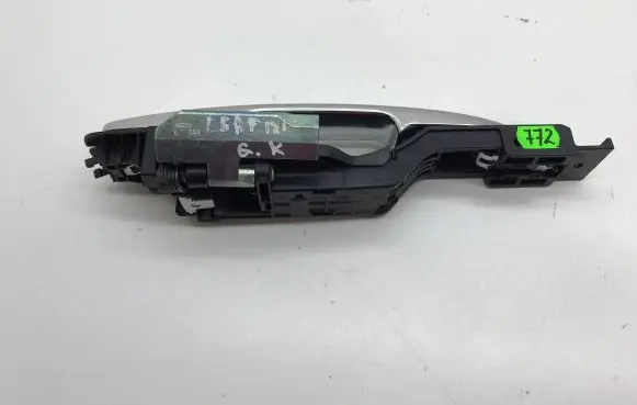 Nissan Leaf I (ZE0) Rear door handle cover 