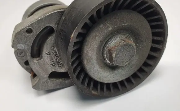 Volkswagen Golf V Timing belt tensioner 1J0145299