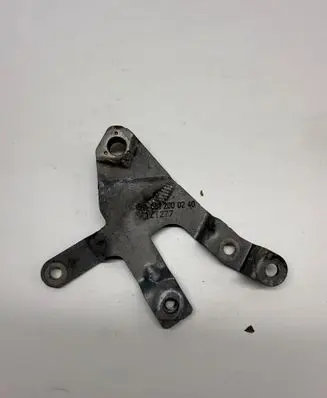 Mercedes-Benz E W212 other engine part A6512000240