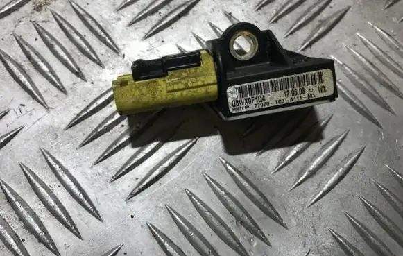 Honda Accord Airbag deployment crash/impact sensor 77970tc0a111m1 77970-tc0-a111-m1