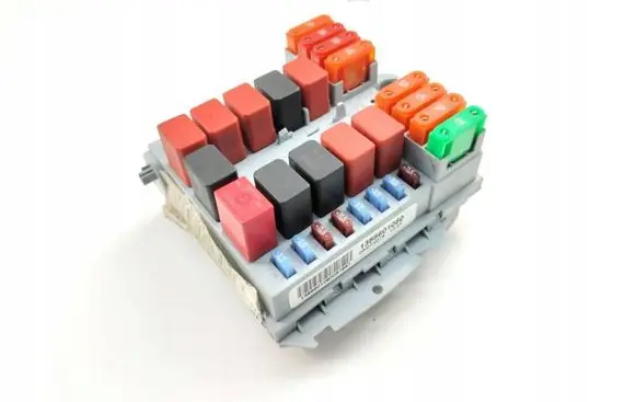 Citroen Jumper Fuse module 1388601080