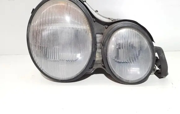 Mercedes-Benz E W210 Headlight/headlamp