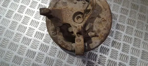 Peugeot 406 Rear wheel hub
