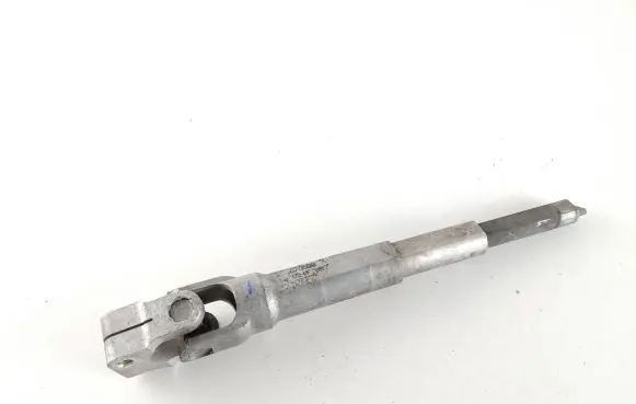 BMW X3 E83 Steering wheel axle