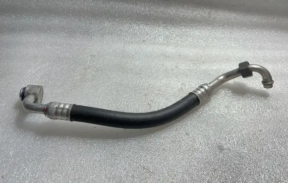 Audi A8 S8 D2 4D Air conditioning (A/C) pipe/hose 4D0260707K