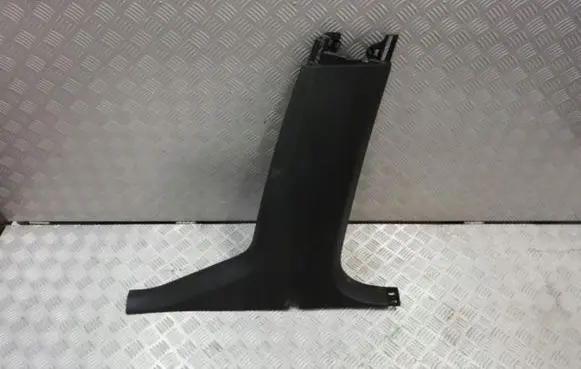 Citroen DS4 (B) pillar trim (bottom)