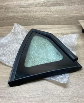 Citroen C4 III e-C4 Rear side window 8569FE 43R001583