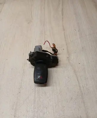 Volvo V50 Ignition lock 30737157
