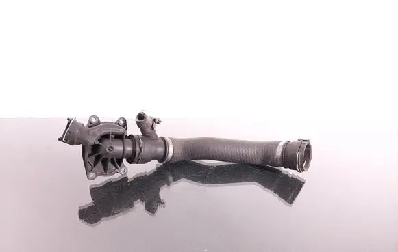 Thermostat/thermostat housing