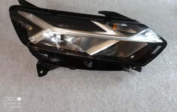 Dacia Sandero III Headlight/headlamp 260101940r