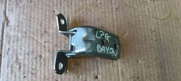Hyundai Bayon Front door upper hinge