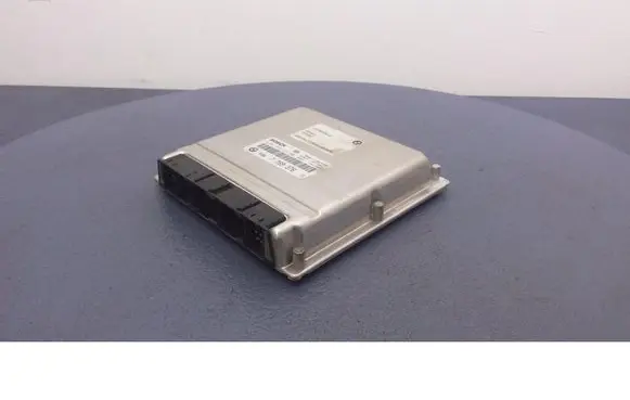 BMW 5 E39 Engine control unit/module ECU 7789376