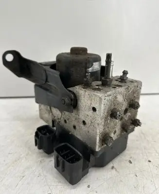 Lexus IS 200-300 ABS Pump 4454053010 1332005040