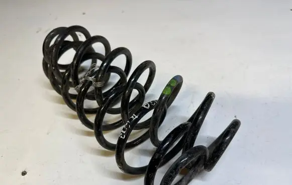 Skoda Fabia Mk2 (5J) Rear coil spring