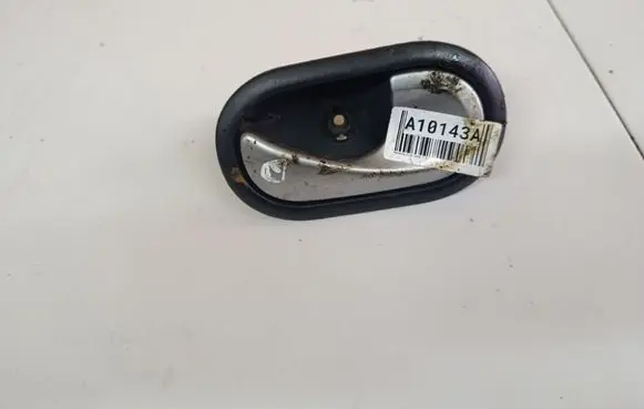 Renault Clio III Front door interior handle 1DE8248