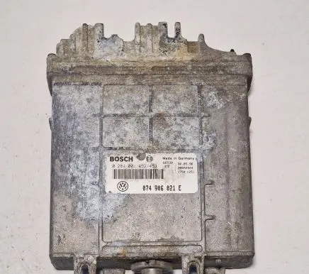 Volkswagen II LT Engine control unit/module 074906021E 28SA2944 0281001452