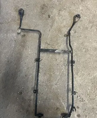 Mitsubishi Pajero Radiator mount bracket 