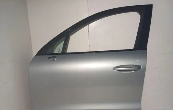 Porsche Macan (95B) Front door 95B831311A
