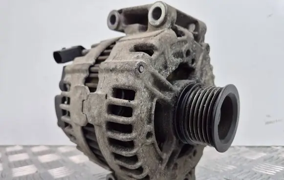Mercedes-Benz CLS C219 Generator/alternator A0131545602 0121715014