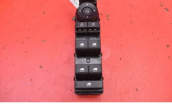 Hyundai Kona I Electric window control switch 93571BE470NNB