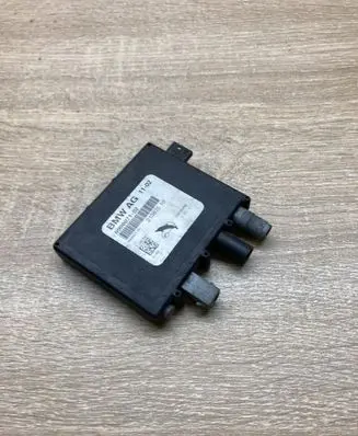 BMW 3 E46 Aerial antenna amplifier 6906071 213675