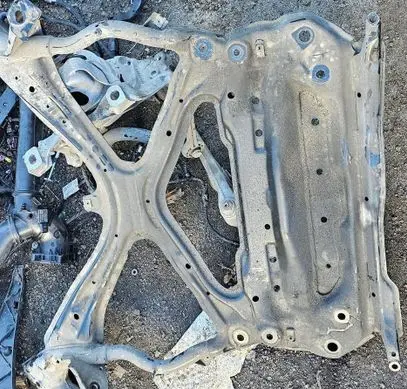 Audi A4 S4 B9 Front axle beam brak