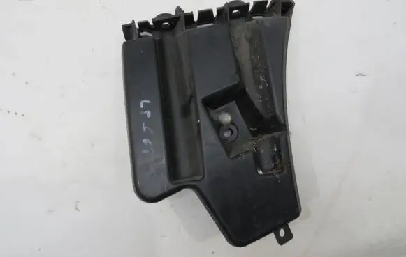 Volvo S60 Front bumper mounting bracket 30796625