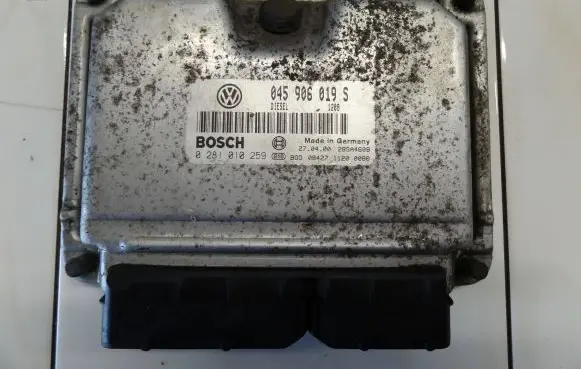 Volkswagen T-Roc Engine control unit/module 045906019S