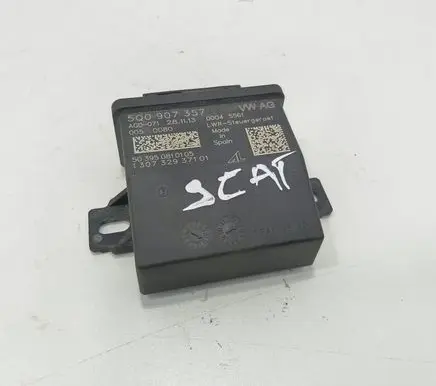 Seat Leon (5F) Light module LCM 5Q0907357