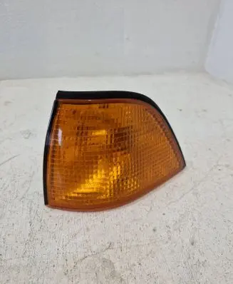 BMW 3 E36 Front indicator light 1393277