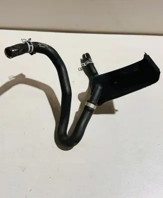 Volvo XC90 Engine coolant pipe/hose 31338297