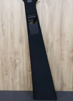 Mercedes-Benz ML W164 (C) pillar trim 1646909725 A1646909725