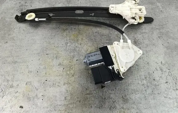 Seat Altea Rear door window regulator with motor 