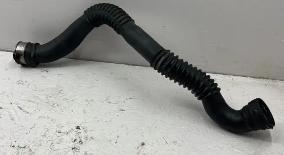 BMW 5 E60 E61 Intercooler hose/pipe 7803748 58300015 445320601