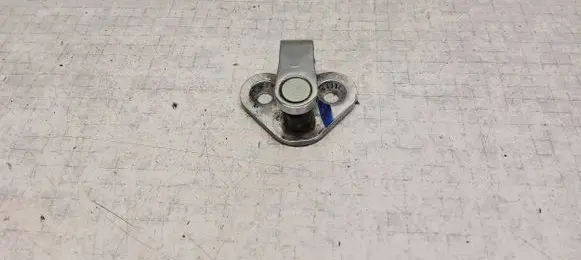 Citroen C5 Front door lock loop/hook striker 