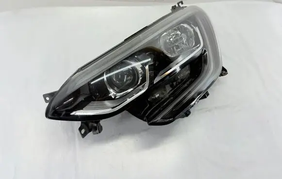 Renault Megane IV Headlight/headlamp 260602792R 90060924 9006092404LB