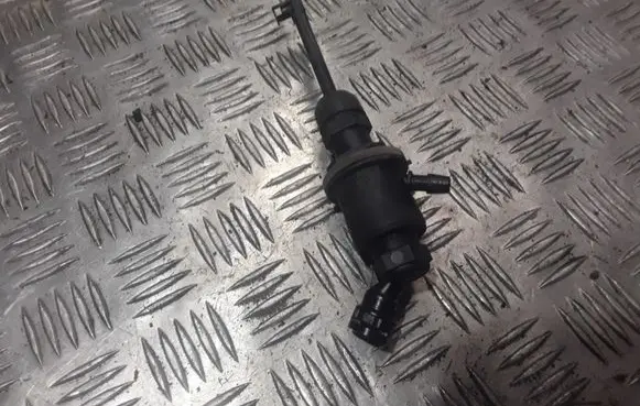 Clutch master cylinder