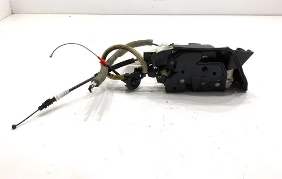 Audi A8 S8 D4 4H Front door lock 