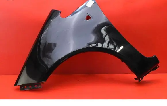 Mitsubishi Colt CZ3 Fender