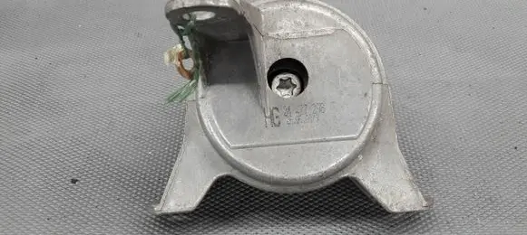 Opel Astra H Engine mount vacuum valve 