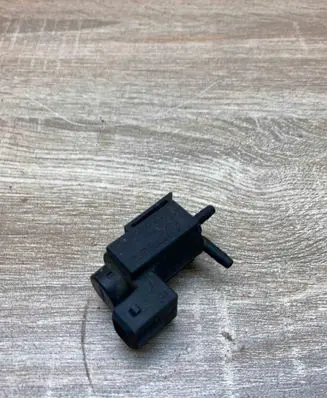 BMW 5 E60 E61 Turbo solenoid valve 1742712 72234100