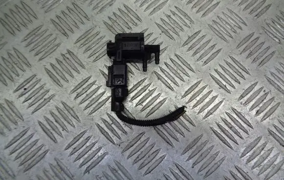 Seat Toledo II (1M) Vacuum valve 1J0906283C