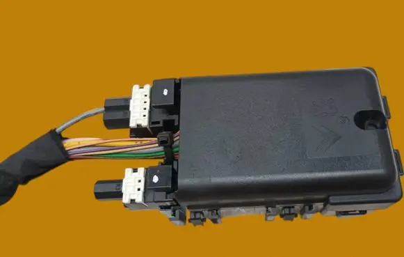Citroen C4 II Fuse box set 9665492680