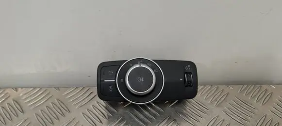 Alfa Romeo Stelvio Light switch 01561323270
