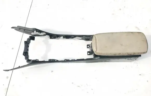 Lexus IS 220D-250-350 Armrest 5898553010 58985-53010