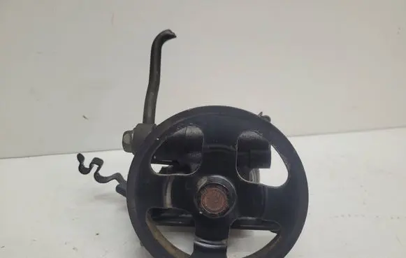 Mazda 6 Power steering pump