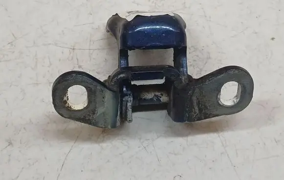Skoda Fabia Mk2 (5J) Rear door lower hinge